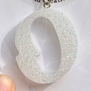 Beautiful Glittery White “O” Keychain